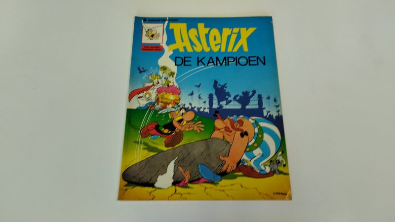 Boek met de titel: Asterix, de Kampioen