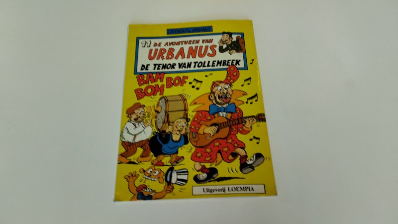 Boek met de titel: De avonturen van Urbanus, De tenor van Tollembeek