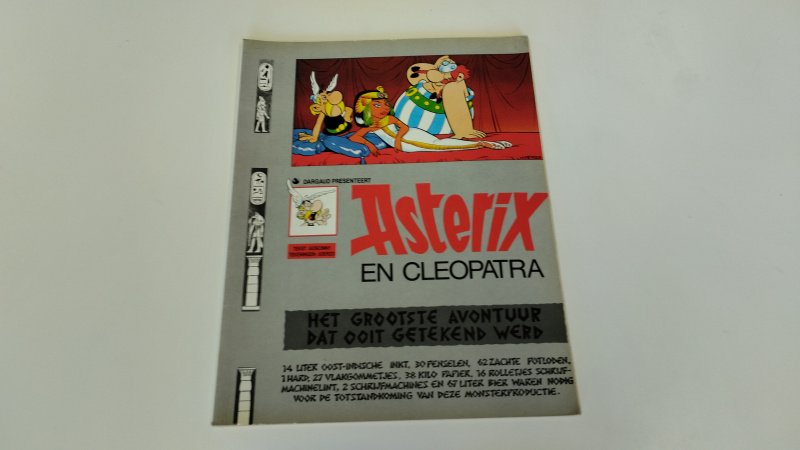 Tweedehands boek: Asterix en Cleopatra van auteur René Goscinny - Softcover, gelezen, in redelijke tot goede staat