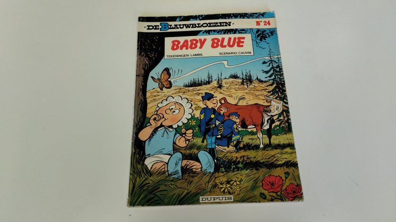 Boek met de titel: De blauwbloezen, Baby Blue