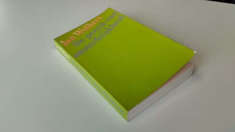 Boek met de titel: De perzik van onsterfelijkheid