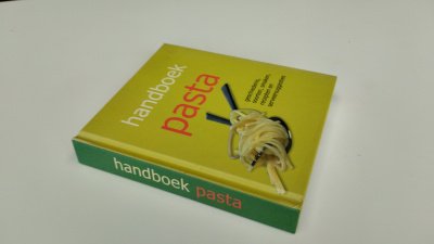 Boek met de titel: Handboek pasta