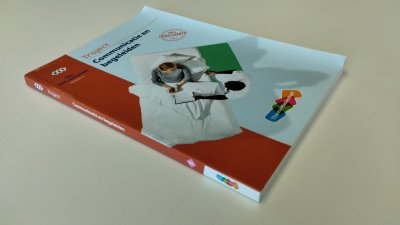 Boek met de titel: Communicatie en begeleiden