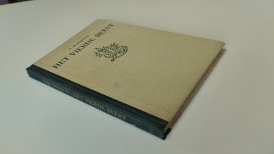 Boek met de titel: Het vierde beest
