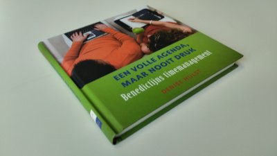 Boek met de titel: Een volle agenda, maar nooit druk