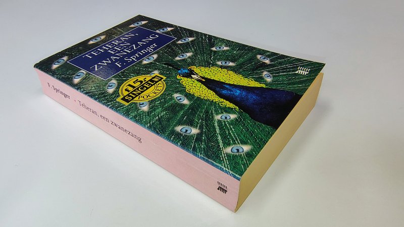 Boek met de titel: Teheran, een zwanezang