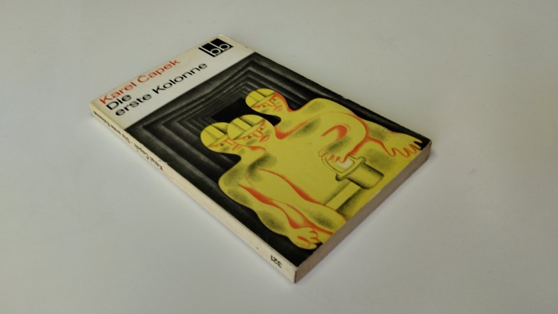 Tweedehands boek: Die erste kolonne van auteur Karel Capek - Duitstalige Pocketboek, naam voorin, gelezen. kaft en pagina's verkleurd. In redelijke tot goede staat.