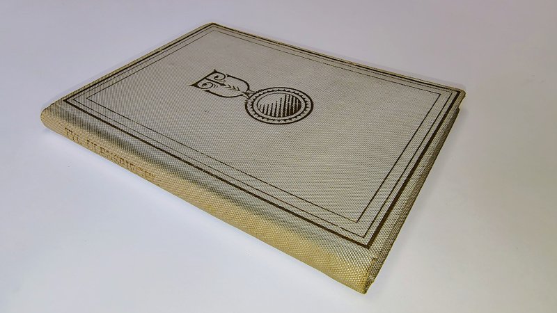 Tweedehands boek: Het aardig leven van Tijl Uilenspiegel | Dwergen reeks van auteur redactie - Hardcover met grijze linnen band en goudopdruk. Compact formaat van 8 x 10,5 cm. Kaft en rug licht verkleurd. Lichte gebruikerssporen kaft.