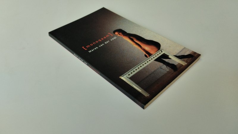 Boek met de titel: Monogaam