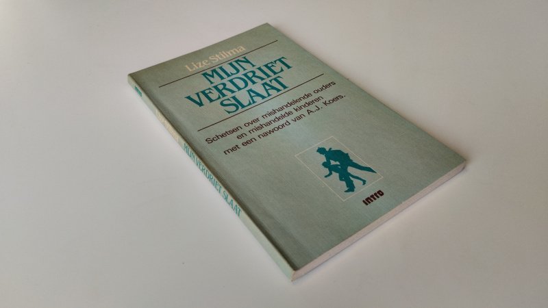 Tweedehands boek: Mijn verdriet slaat van auteur Lize Stilma - Softcover, kaft verkleurd, Naam geschreven plus stempel voorin, pagina's netjes en onbeschreven