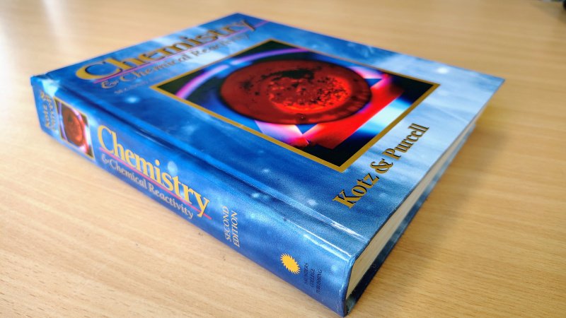 Tweedehands boek: Chemistry & Chemical Reactivity van auteur John C. Kotz, Keith F. Purcell - Engelstalige hardcover in zeer goede staat. Binnenwerk onbeschreven en netjes.