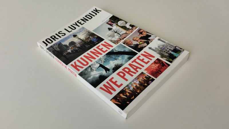Tweedehands boek: Kunnen we praten van auteur Joris Luyendijk - Softcover, netjes en onbeschreven, in zeer goede staat.