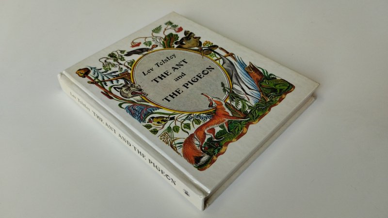 Tweedehands boek: The Ant and the Pigeon van auteur Lev Tolstoy - Engelstalige hardcover, netjes en onbeschreven. In zeer goede staat. Met mooie illustraties