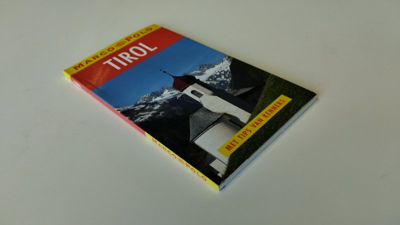 Tweedehands boek: Tirol van auteur Renate Wagner-Wittula, Christoph Wagner - Softcover met flappen, zo goed als nieuw.