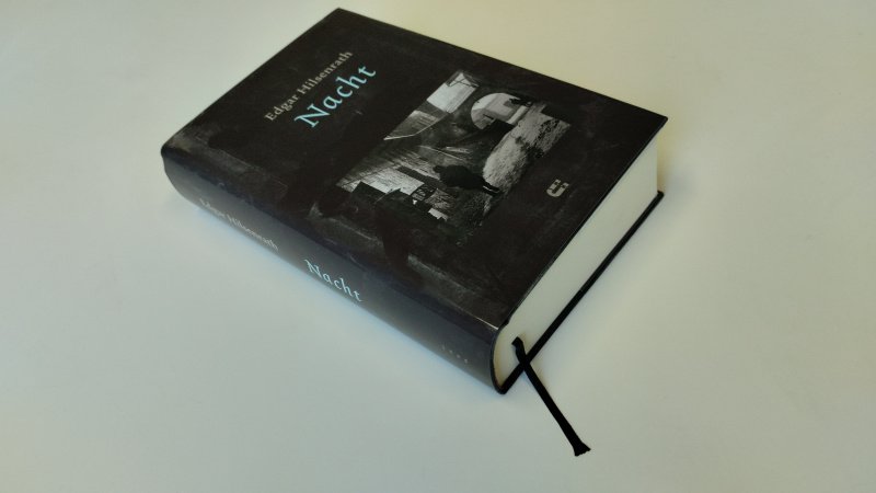 Tweedehands boek: Nacht van auteur Edgar Hilsenrath - Hardcover met leeslint, zeer goede staat.