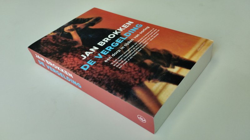 Tweedehands boek: De vergelding van auteur Jan Brokken - Paperback, Nederlandstalig boek, lichte gebruikssporen, netjes en onbeschreven. In zeer goede staat.