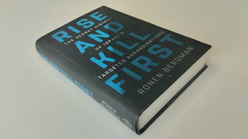 Tweedehands boek: Rise and Kill First van auteur Ronen Bergman - In zeer goede staat. Engelstalige hardcover met stofomslag. Netjes en onbeschreven.