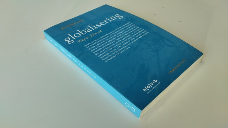 Tweedehands boek: De feiten over globalisering van auteur Wayne Ellwood - In goede staat. Nederlandstalige paperback, lichte gebruikssporen aan kaft, pagina’s netjes en leesbaar.