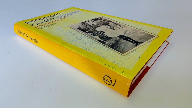 Tweedehands boek: Kandy, een terugtocht van auteur F. Springer - Hardcover gebonden met stofomslag, niet verkleurd. Minimale gebruikerssporen randen omslag, binnenwerk onbeschreven en netjes.