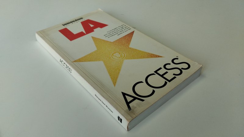 Tweedehands boek: LA Access van auteur Richard Saul Wurman - In redelijke staat. Engelstalige paperback. Kaft verkleurd en met duidelijke gebruikssporen/vlekken, pagina’s verder netjes en compleet.