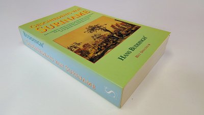 Boek met de titel: Geschiedenis van Suriname