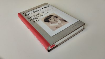 Boek met de titel: Zolang er nog tranen zijn