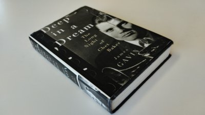 Boek met de titel: Deep in a Dream