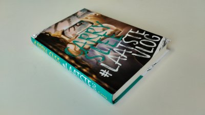 Boek met de titel: #LaatsteVlog