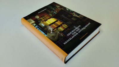 Boek met de titel: Geschiedenis van het Nederlandse antiquariaat