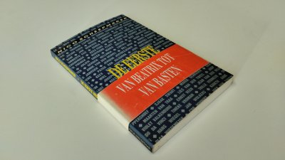 Boek met de titel: De eerste herinnering