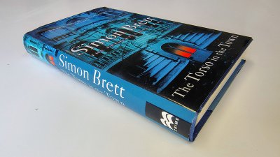 Boek met de titel: The Torso in the Town