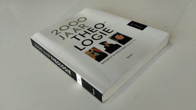 Boek met de titel: 2000 jaar theologie deel 1