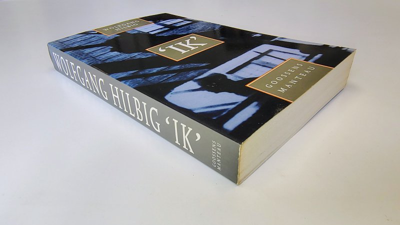 Tweedehands boek: Ik van auteur Wolfgang Hilbig - Paperback met rechte rug zonder leesvouwen. Minimale gebruikerssporen randen kaft. Binnenwerk netjes en onbeschreven.