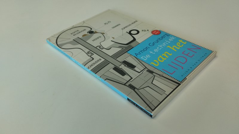Tweedehands boek: De techniek van het lijden van auteur Arnon Grunberg - In goede staat. Nederlandstalige paperback. Lichte gebruikssporen aan de kaft, pagina’s schoon en onbeschreven. Met dvd.