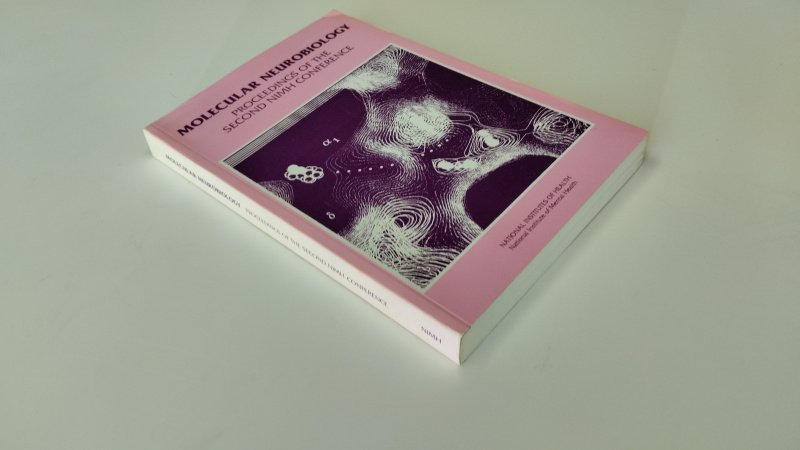 Tweedehands boek: Molecular Neurobiology: Proceedings of the Second NIMH Conference van auteur Steven Zaldcman - In goede staat. Engelstalige paperback. Kaft lichte gebruikssporen, binnenwerk netjes en schoon. Pagina's iets verkleurd.