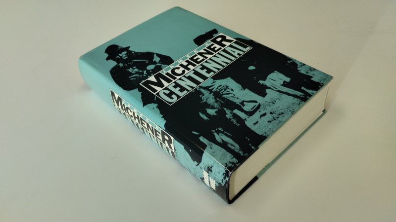 Tweedehands boek: Centennial van auteur James A. Michener - In goede staat. Engelstalige hardcover met stofomslag. Stofomslag lichte gebruikssporen. Binnenwerk netjes en compleet.