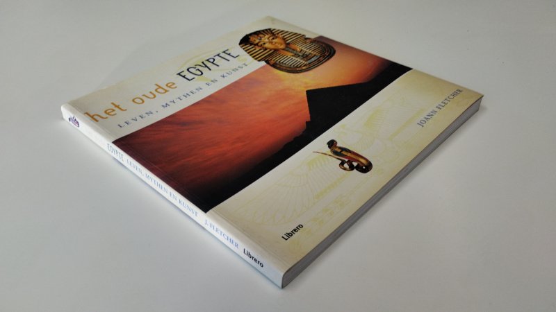 Tweedehands boek: Het oude Egypte van auteur Joann Fletcher - In goede staat. Nederlandstalige paperback. Kaft lichte gebruikssporen. Ex Libris voorin, Binnenwerk netjes en compleet. Pagina's licht verkleurd