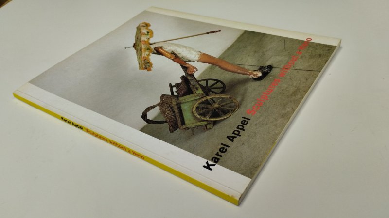 Tweedehands boek: Karel Appel van auteur Karel Appel - In redelijke staat. Nederlandstalig en Duitstalig paperback met flappen. Kaft verkleurd en lichte gebruikssporen, pagina’s netjes en schoon.