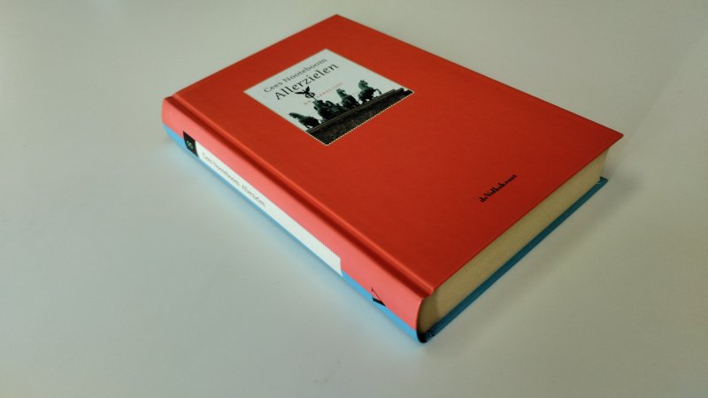 Tweedehands boek: Allerzielen van auteur Cees Nooteboom - In zeer goede staat. Nederlandstalige softcover. Pagina's gelig. Binnenwerk netjes en stevig.