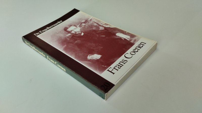 Tweedehands boek: De Engelbewaarder 20 Frans Coenen van auteur Jan Fontijn - In goede staat. Nederlandstalige paperback. Kaft heeft lichte gebruikssporen en lichte verkleuring. Pagina’s licht verkleurd door ouderdom/ ouderdomsvlekjes