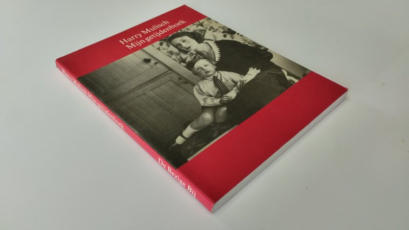 Tweedehands boek: Mijn getijdenboek van auteur Harry mulisch - In goede staat. Nederlandstalige paperback. Kaft heeft lichte gebruikssporen. Pagina’s verkeren in nette sta