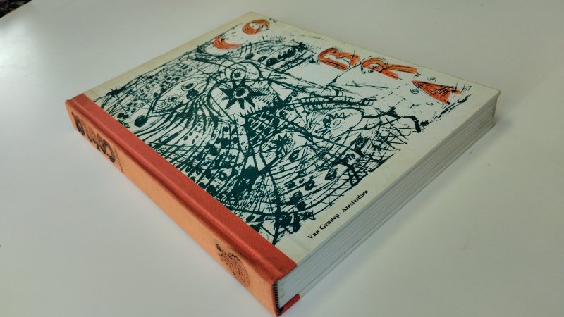 Tweedehands boek: Cobra 1948 - 1951 van auteur Christian Dotremont - Franstalige Hardcover, rug is verkleurd, bovenkant snede ouderdomsvlekken. Pagina's verkleurd met ouderdomsvlekken. Pagina's zijn nog prima te bewonderen