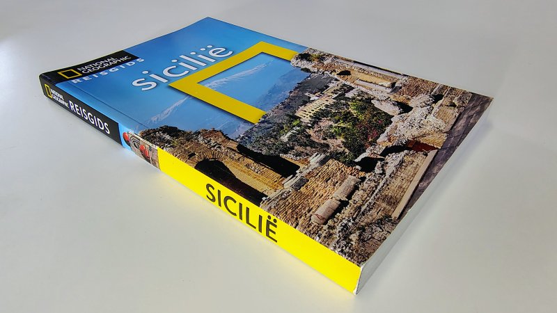Boek met de titel: National Geographic reisgidsen Sicilië