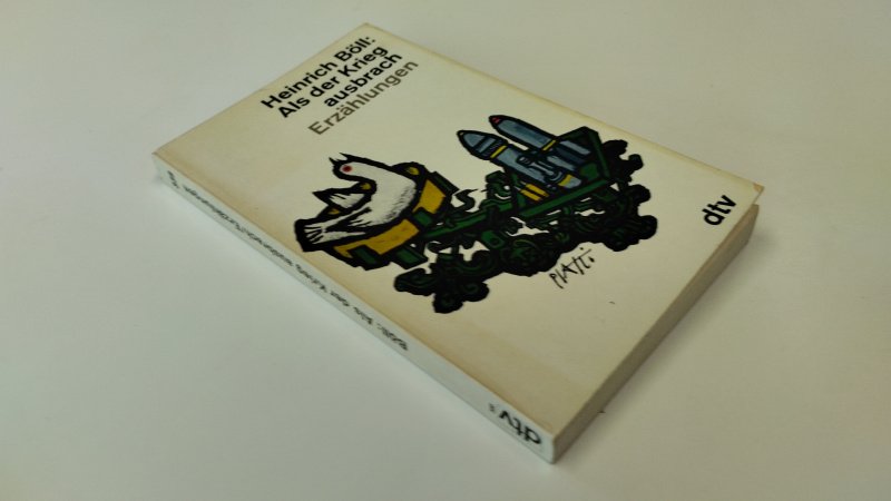 Tweedehands boek: Als der Krieg ausbach Erzahlungen van auteur Heinrich Boll - In goede staat. Duitstalige paperback. Kaft licht verkleurd met lichte gebruikssporen aan randen en hoekjes. Pagina’s licht verkleurd maar netjes en compleet.