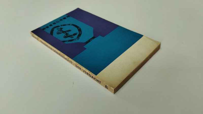 Tweedehands boek: Der Verdacht van auteur Friedrich Dürrenmatt - In redelijke staat. Duitstalig pocketboek. Zowel kaft als pagina's zijn verkleurd met gebruikerssporen.  Prima te lezen nog. op schutblad geschreven