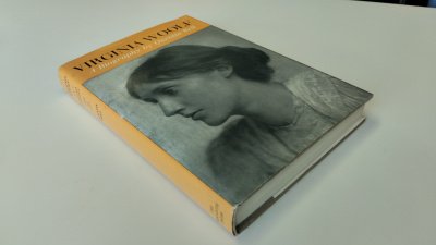 Boek met de titel: Virginia Woolf: a Biography: Virginia Stephen, 1882-1912