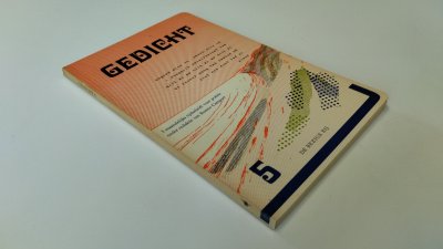 Boek met de titel: Gedicht 5