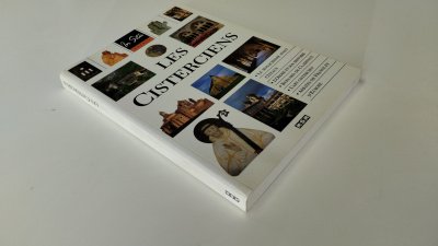 Boek met de titel: Les Cisterciens