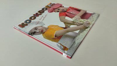 Boek met de titel: Kookboek voor kleine chefkoks