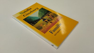 Boek met de titel: Familie